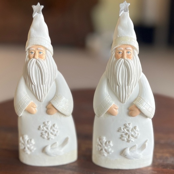 Other - Pair of vintage Santas dressed in white with snowflakes and doves